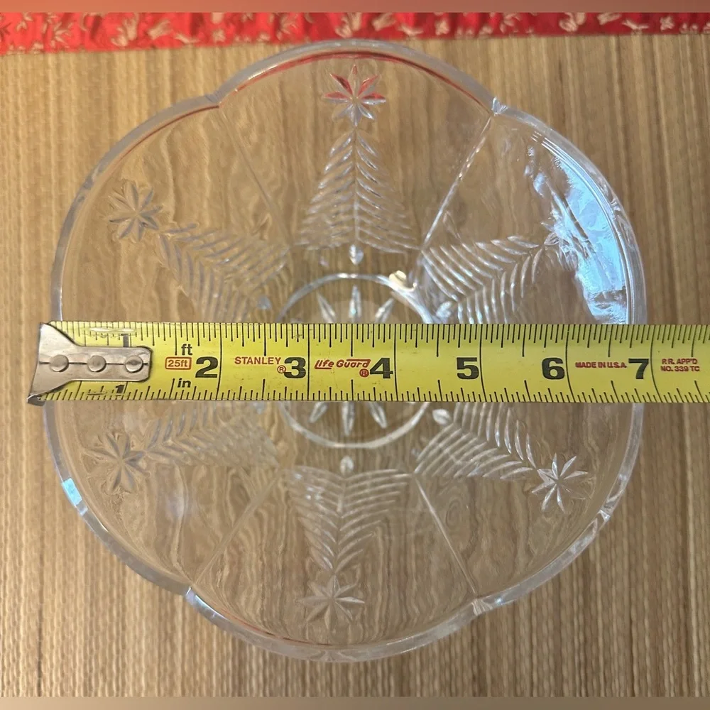 Mikasa Christmas Tree Vintage Glass Bowl 4 1/2” tall 7” wide